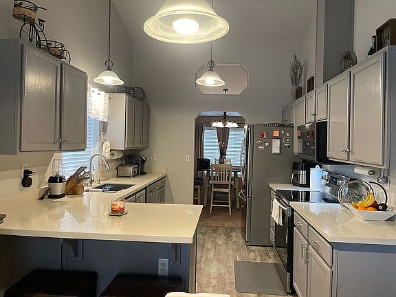 4th image of 19310 77th Avenue Ct E