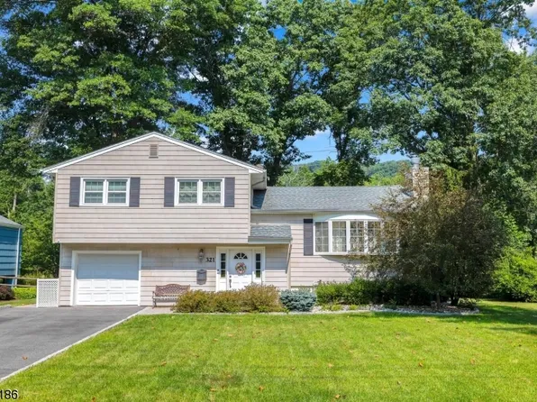 321 Charnwood Rd, New Providence Boro, NJ 07974
