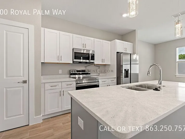 300 Royal Palm Way — Photo 14