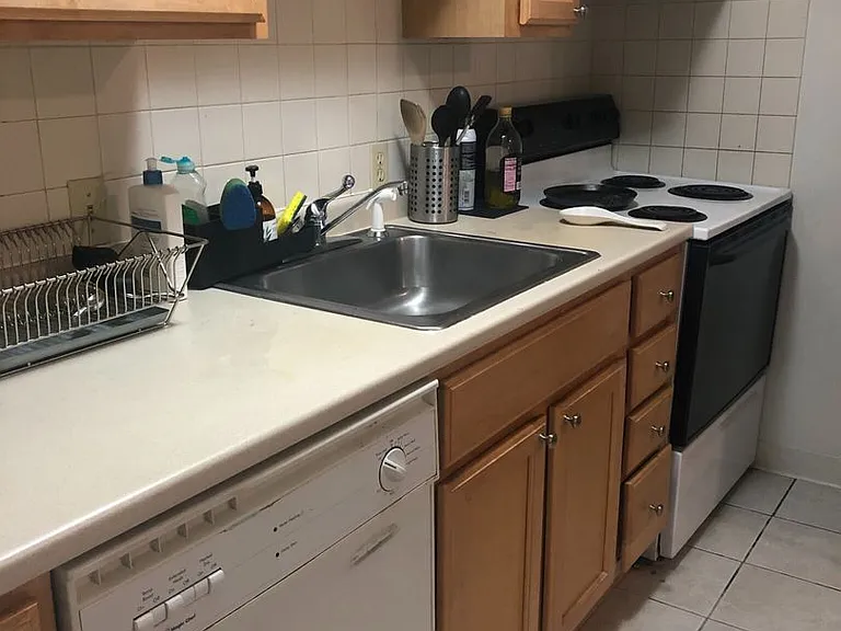 239 Kelton St #22 — Photo 10