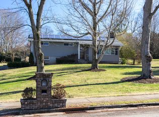 612 Wesley Rd, Knoxville, TN 37909
