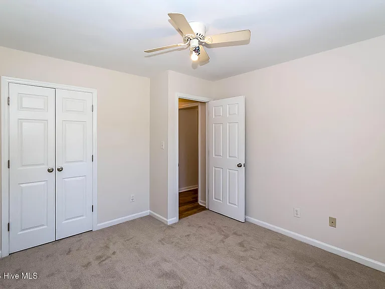 3503 Mandy Ln — Photo 17