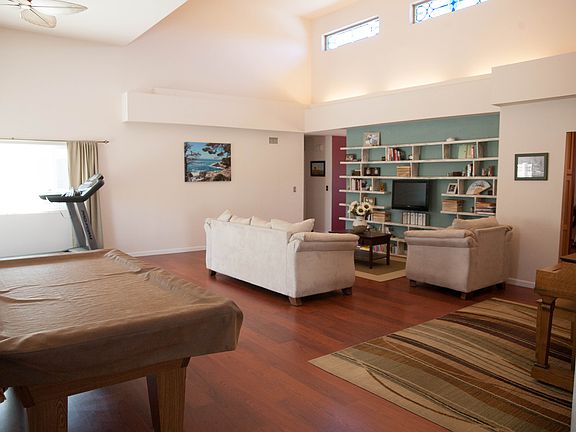 "Great Room" is HUGE!!!