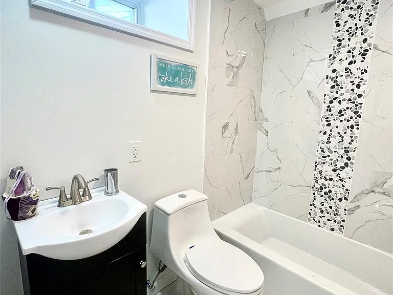 126 W Main St #2 — Photo 11