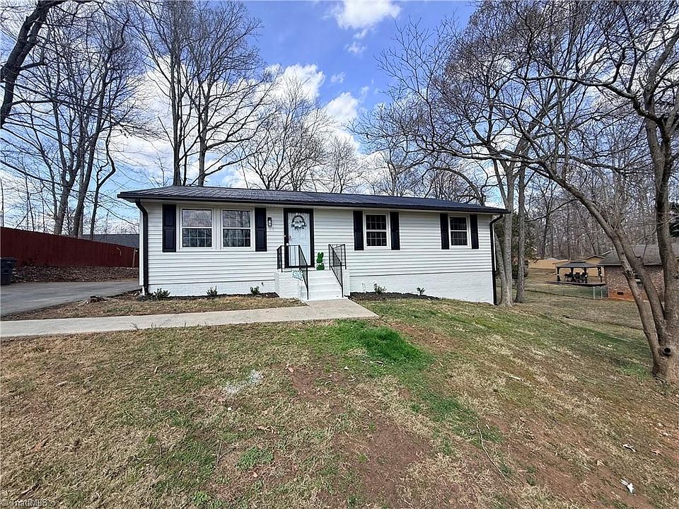 1st image of 2305 Wilcox Dr