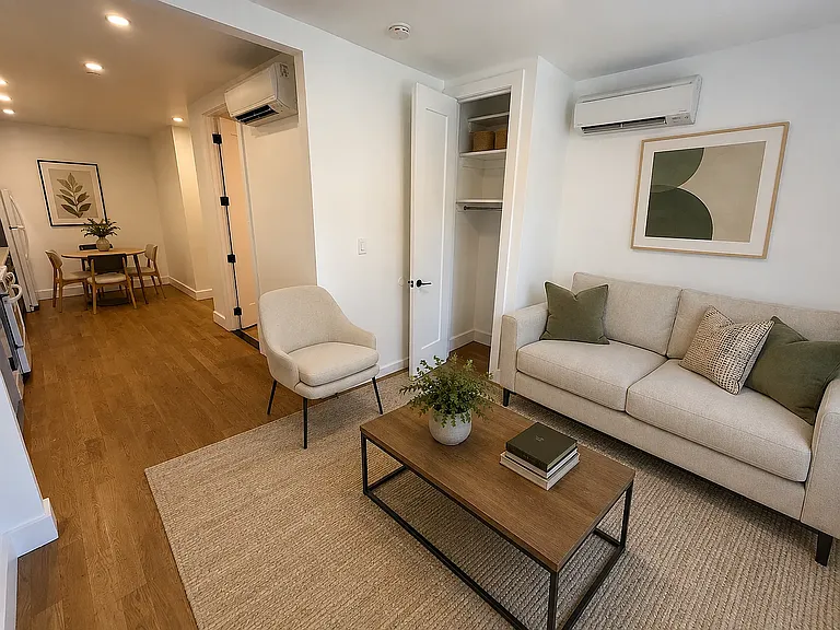 764 E 22nd St #1A — Photo 1