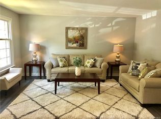 1907 Cambridge Ct, Henrico, VA 23238