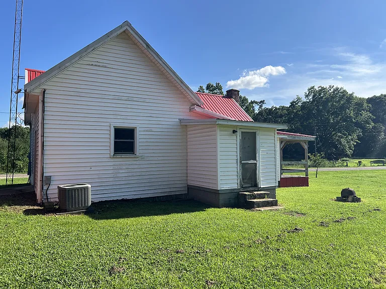 1092 County Road 8 — Photo 4