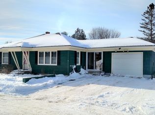 12 Howe St, Auburn, ME 04210