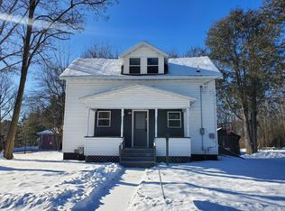 111 N 12th St, Clintonville, WI 54929