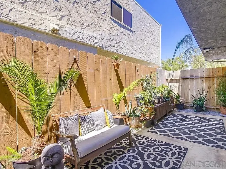 4444 Cherokee Ave — Photo 8