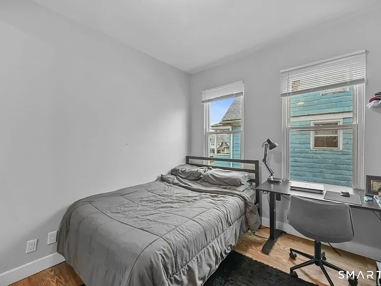 115 Harborview Ave #2 — Photo 9