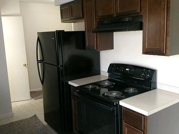2nd image of 3792 & 3796 Osage St