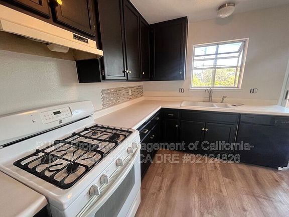 5th image of 904 Pepperwood Ln