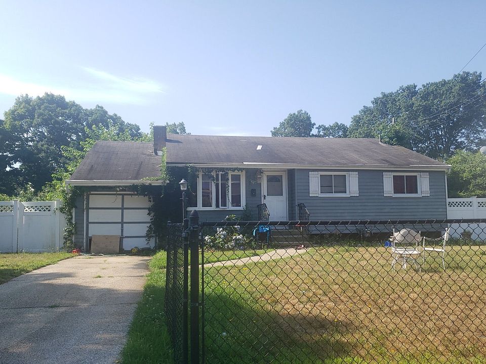 1st image of 50 W Willow St