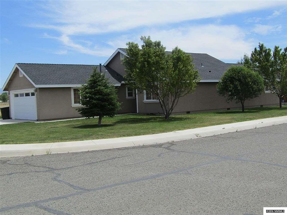 1st image of 402 Sprague Dr
