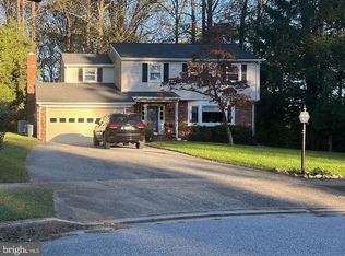 5 Forest Ridge Ct, Lutherville Timonium, MD 21093