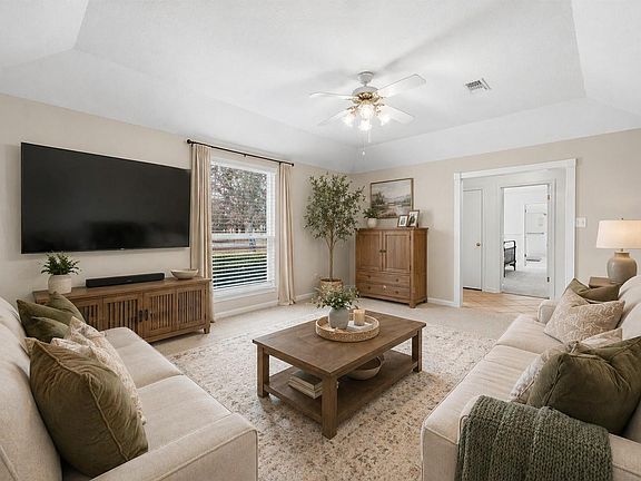 5th image of 1112 Knox Ln