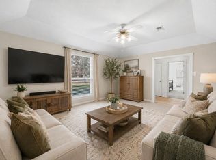1112 Knox Ln, Wharton, TX 77488