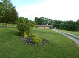 2063 Lamero Cruise Rd, East Bernstadt, KY 40729