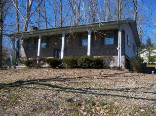 150 Revere Cir, Oak Ridge, TN 37830