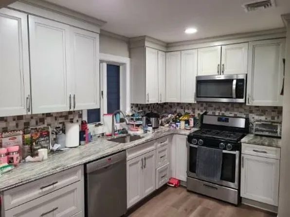 85 W Somerset St Floor 2, Raritan, NJ 08869