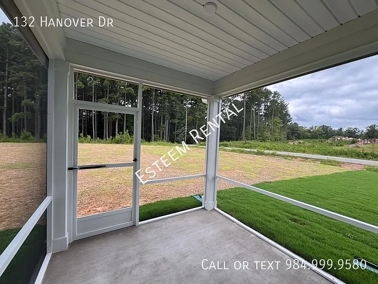132 Hanover Dr — Photo 30