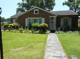 511 Larkspur Rd, Kinston, NC 28501