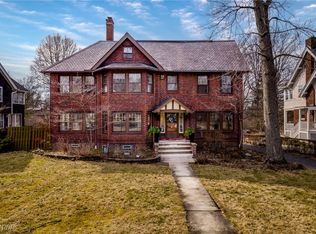2498 Wellington Rd, Cleveland Heights, OH 44118