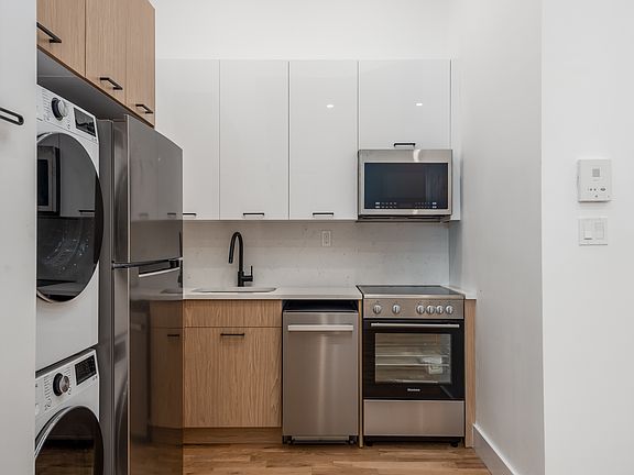 4th image of 298 Stockholm St #3F