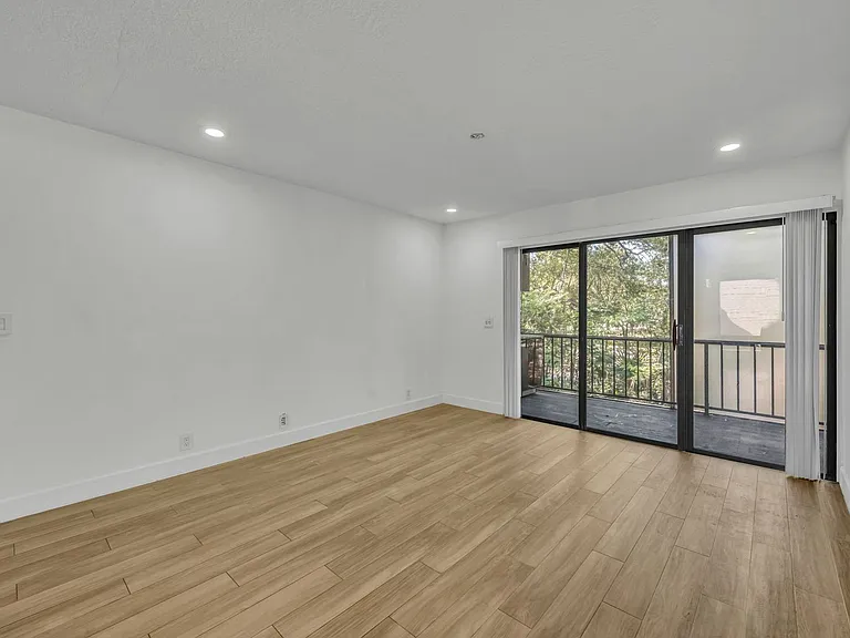 10 Sheoah Blvd #8 — Photo 21