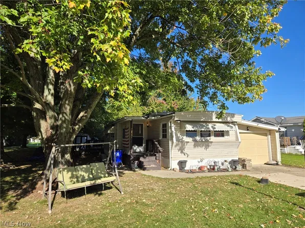 1531 Guenevere St, Streetsboro, OH 44241