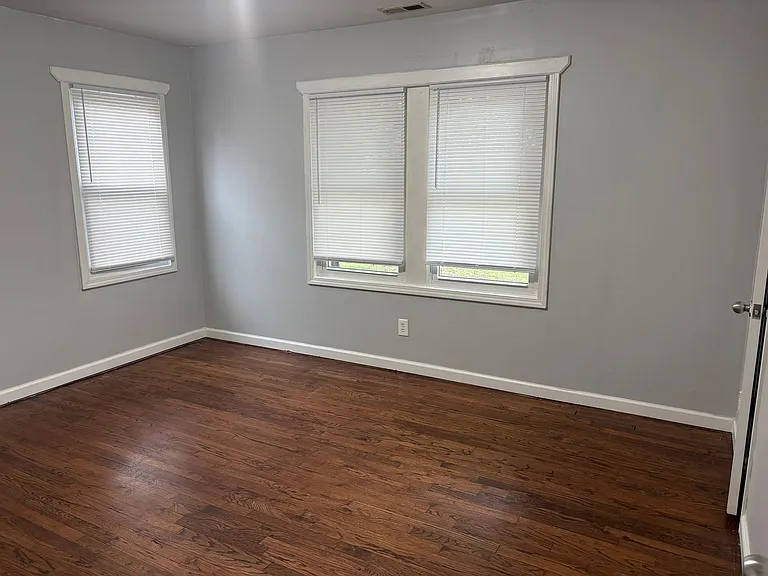 4416 S Cherry St — Photo 9