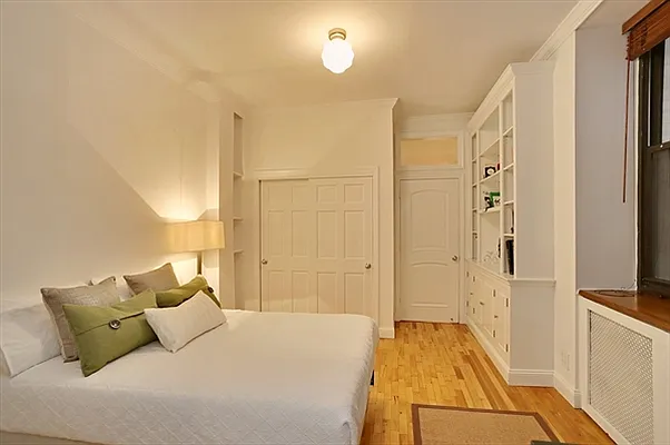 Sold by Citi Habitats | media 16