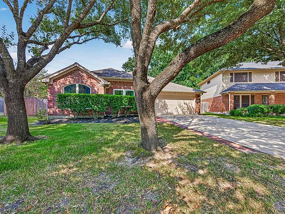 2nd image of 31426 Camden Village Dr