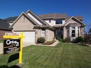 23570 Mabel Ct, Brownstown, MI, 48183
