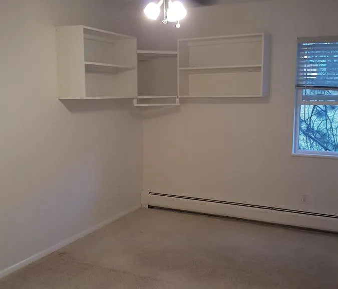 1400 Golden Cir — Photo 6