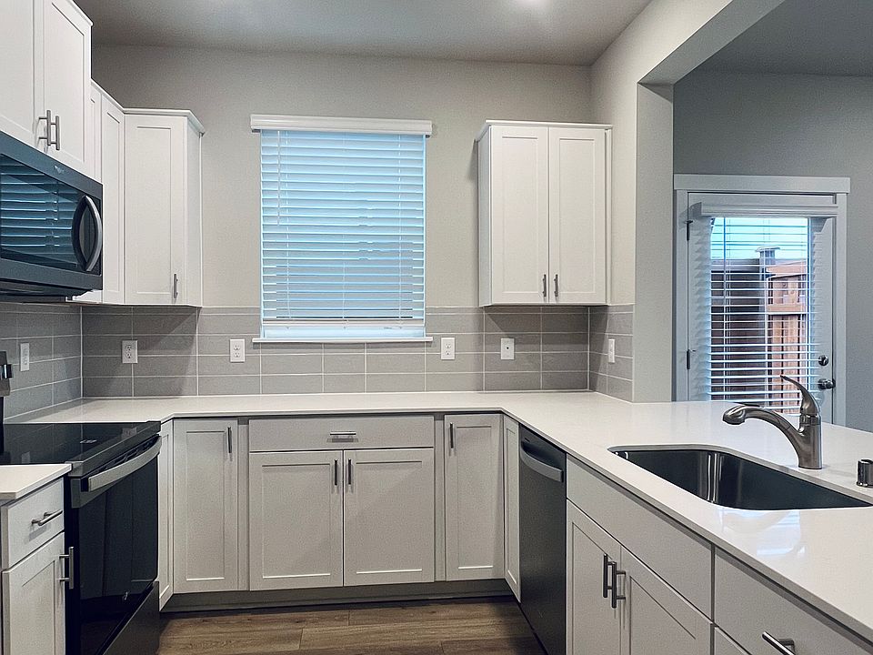 1st image of 14901 203rd Avenue Ct E