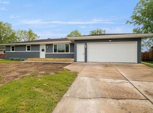 1401 Hubbard Cir, Manitowoc, WI 54220