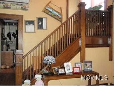 5th image of 722 1/2 N 7th St