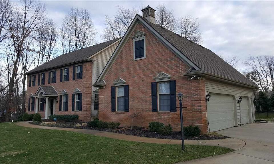 1st image of 52530 Woodington Ct
