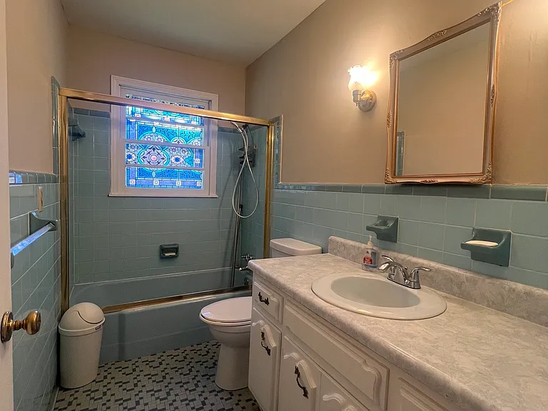 1064 Dallas Hwy — Photo 7