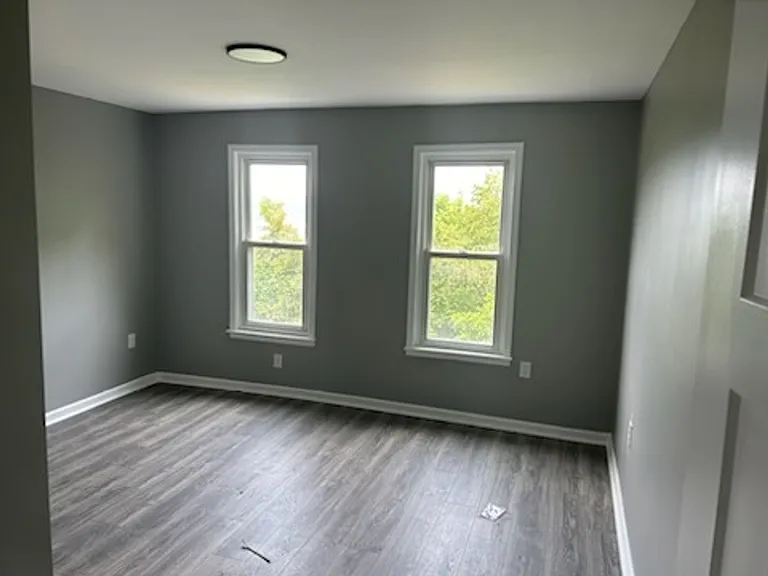 1721 Johnson St — Photo 9