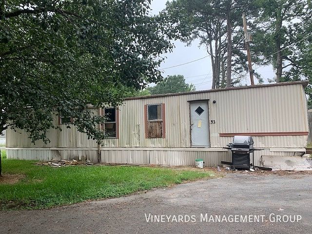 1st image of 3000 John Harden Dr #32