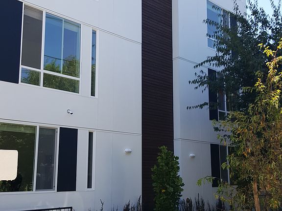 4th image of 2651 NW 56th St #6D