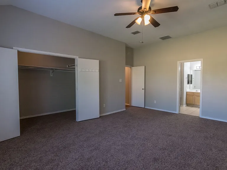 8512 Prairie Wind Trl — Photo 14