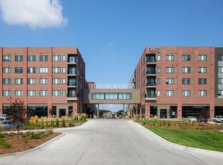 Flats At Leighton District, Lincoln, NE 68504