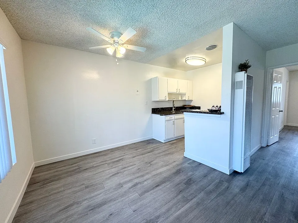 1010 & 1016 S Lemon St