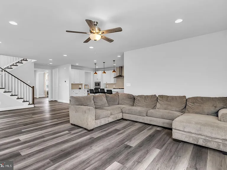 41919 Spring Air Dr — Photo 13