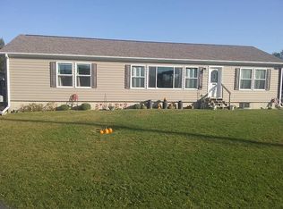 1003 Hardy St, Saint Edward, NE 68660